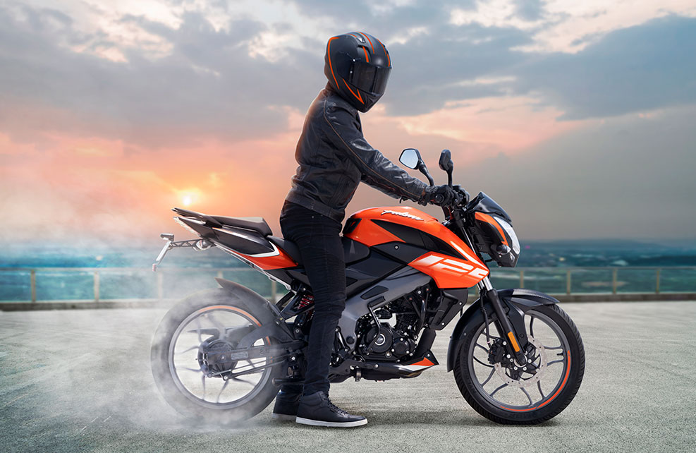 Bajaj Pulsar NS 125 Special New Year Offer Take it with a down payment of only 12,000