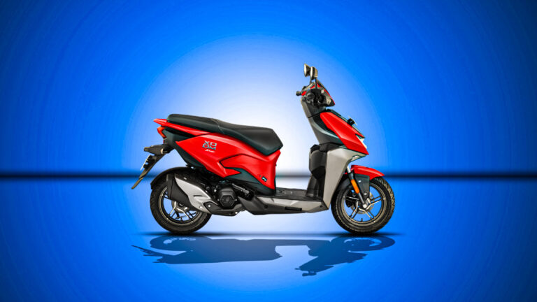 Hero Xoom 110cc Scooter Price, Mileage, Design & Reviews for 2023